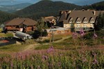 Отель Schweitzer Mountain Resort Selkirk Lodge