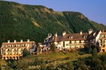 Отель The Lodge and Spa at Cordillera