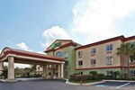 Отель Holiday Inn Express Hotel & Suites Live Oak