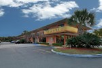 Отель Super 6 Inn & Suites Pensacola