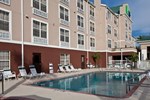 Отель Holiday Inn Express & Suites Sarasota East