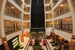 Отель Holiday Inn Hotel Sarasota Airport