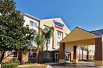 Отель Fairfield Inn and Suites by Marriott Tampa North