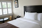 Отель Americas Best Value Inn Riverside