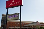 Отель Ramada Convention Center Downtown Topeka