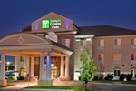 Отель Holiday Inn Express Hotel & Suites Wichita Airport