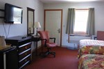 Отель America's Best Value Inn Millbrook Motel