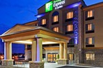Отель Holiday Inn Express Hotel & Suites Syracuse North Airport Area