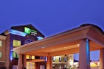 Отель Holiday Inn Express and Suites Hotel - Pauls Valley