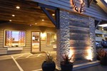 The Coho Oceanfront Lodge