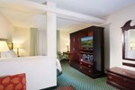 Отель Fairfield Inn & Suites Atlanta Perimeter Center