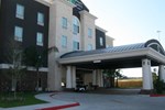 Отель Holiday Inn Express & Suites Corpus Christi - North