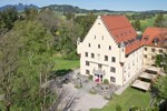 Отель Schloss zu Hopferau