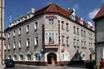Отель Hotel Basztowy