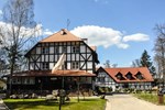 Отель Jabłoń Lake Resort