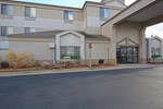 Отель Sleep Inn and Suites Grand Rapids
