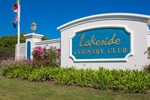 Отель Lakeside Country Club