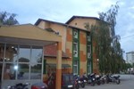 Отель Gros Hotel - Leskovac