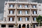 Отель Nahargarh Haveli