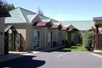 Отель Airport Birches Motel