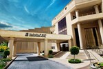 Отель Executives Hotel - Azizia