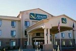 Отель QUALITY INN & SUITES