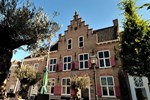 Отель Het Raedthuys Restaurant & Suites