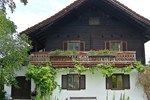Holiday House Strobl
