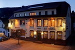 Отель Hotel Restaurant zum Schlossberg
