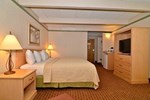 Отель Baymont Inn And Suites Lake Of The Ozarks