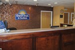Отель Days Inn & Suites Prattville-Montgomery