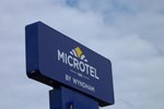 Отель Microtel Inn Albany Airport 
