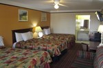 Отель Americas Best Value Inn & Suites Raymondville