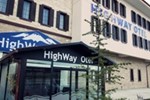 Отель Highway Hotel