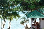 Chomjan Beach Resort