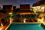 Отель PloyKhumThong Boutique Resort