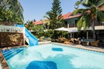 Отель Dolphin Bay Resort