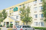 Отель La Quinta Inn & Suites Warwick Providence Airport