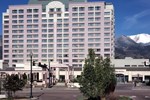 Отель Antlers Hilton Colorado Springs