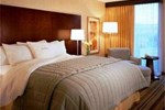 Отель DoubleTree by Hilton Chicago - North Shore Conference Center