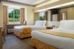 Отель Microtel Inn & Suites by Wyndham Stockbridge