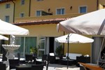 Отель Hotel Borgo dei Poeti Wellness Resort