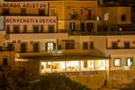 Отель Hotel Ariston