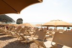 Отель Baia Dei Faraglioni Beach Resort