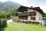 Апартаменты Holiday Home Schmiddle Matrei In Osttirol