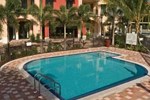 Отель Naples Bay Resort