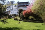 Hotels Aux Roches Fleuries