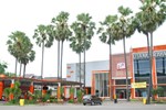 Отель Utama Raya Villa & Hotel