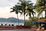 Отель Puteri Bayu Beach Resort