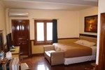 Отель Sylvia Hotel Kupang